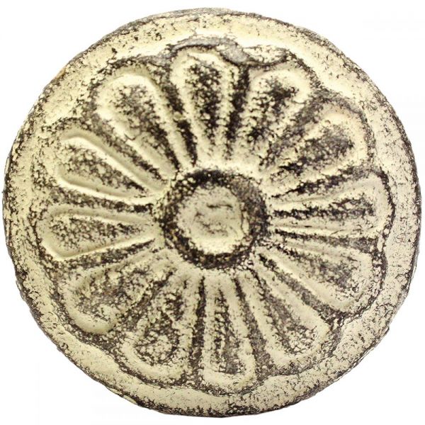 NOTM204554 Bottle Cap Inc Antique Ivory Knobs