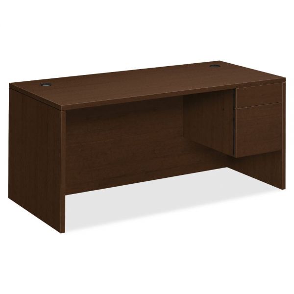 HON10583RMOMO HON 10500 Series Right Pedestal Desk | 1 Box / 1 File Drawer | 66"W