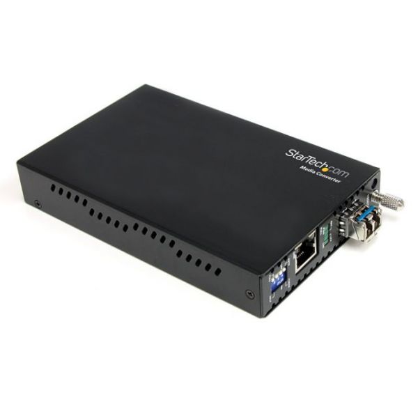 SYNX3296078 StarTech.com Fiber Media Converter Gigabit 1000Mbps MM Fibre LC 550m