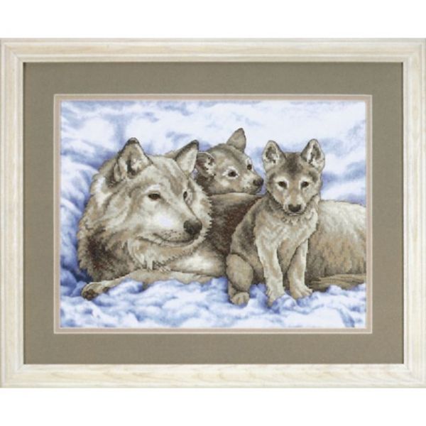 NOTM256831 Dimensions Mother Wolf And Pups Stamped Cross Stitch Kit