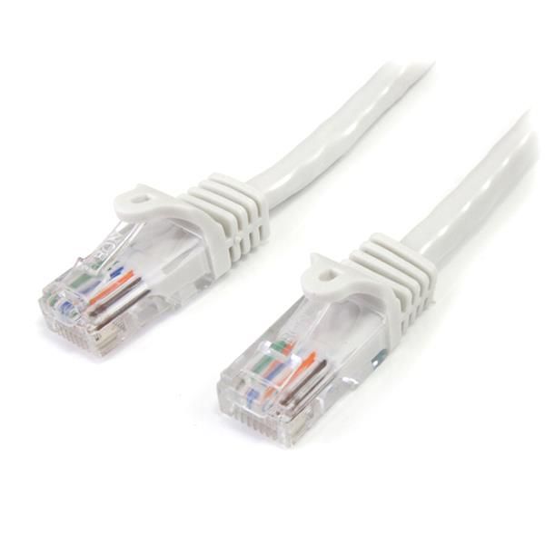 SYNX2674339 StarTech.com 5ft White Snagless Cat5e UTP Patch Cable