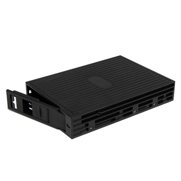 SYNX3096302 StarTech.com 2.5in SATA/SAS SSD/HDD to 3.5in SATA Hard Drive Converter